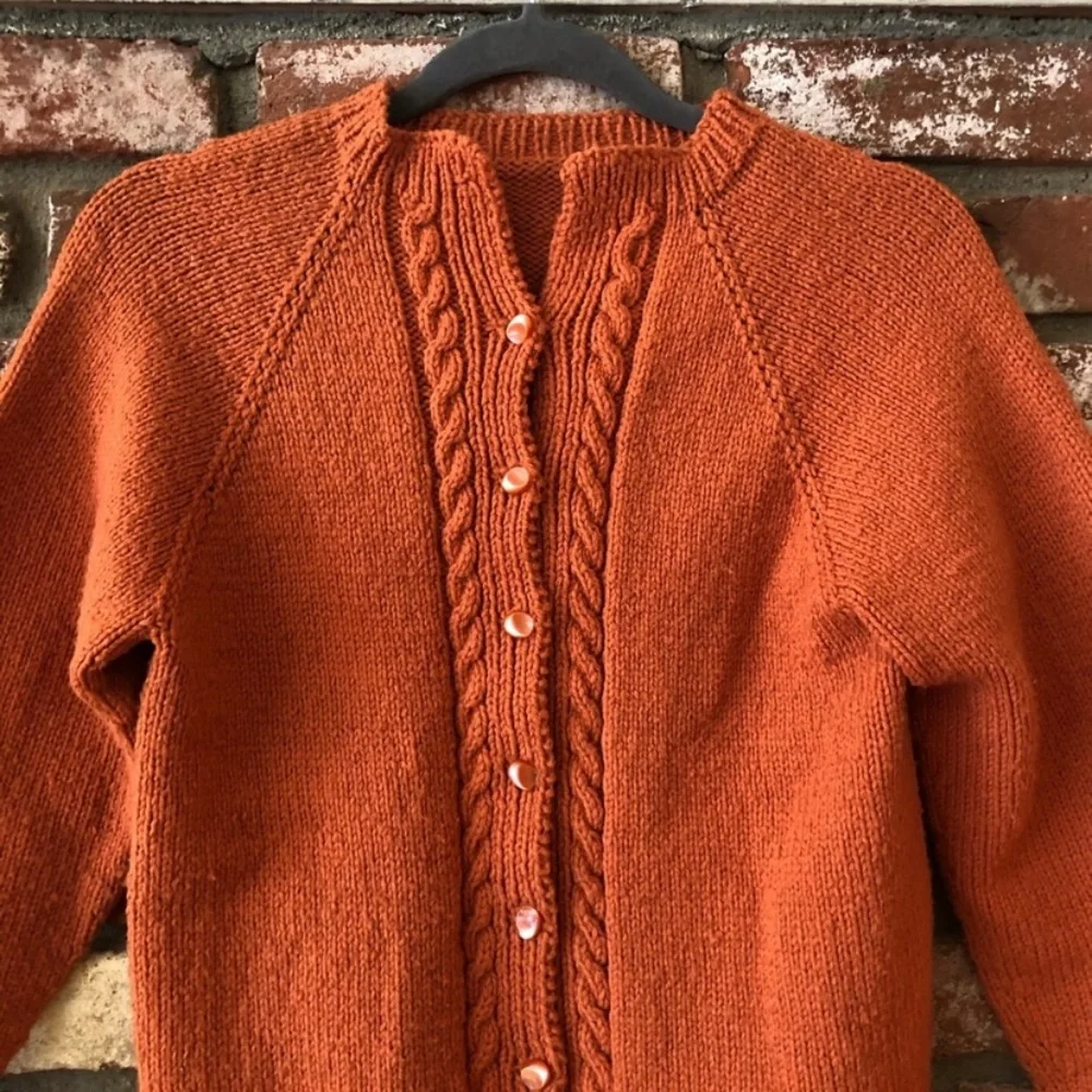 Vintage 1960s Wool Knit Buttoned Cardigan Sweater - Picture 9 of 11